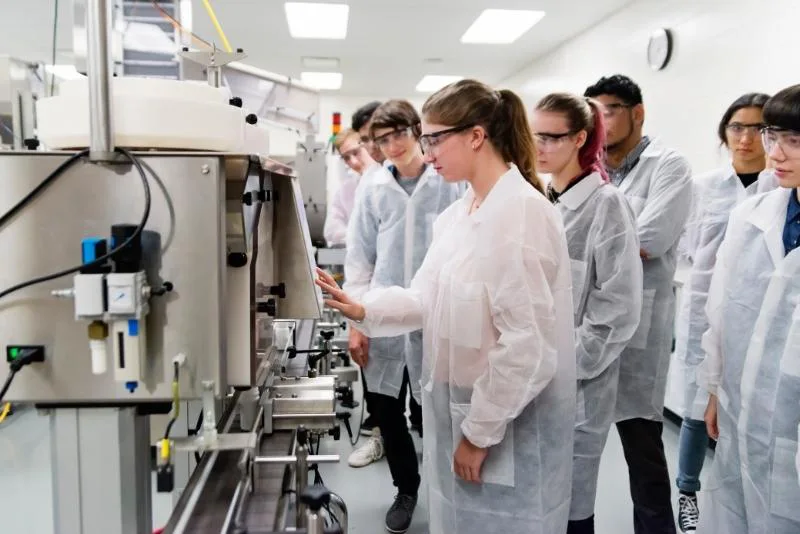 augmented reality in pharmaceutical industry